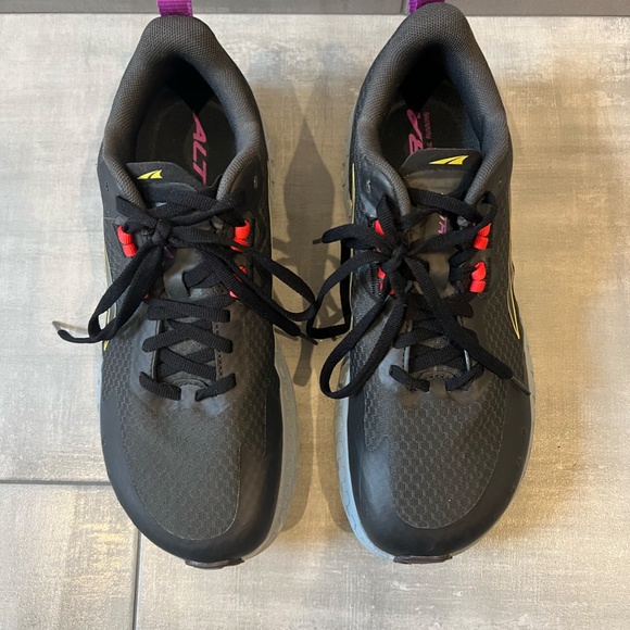 Altra Outroad Women's trail shoes - Picture 2 of 4
